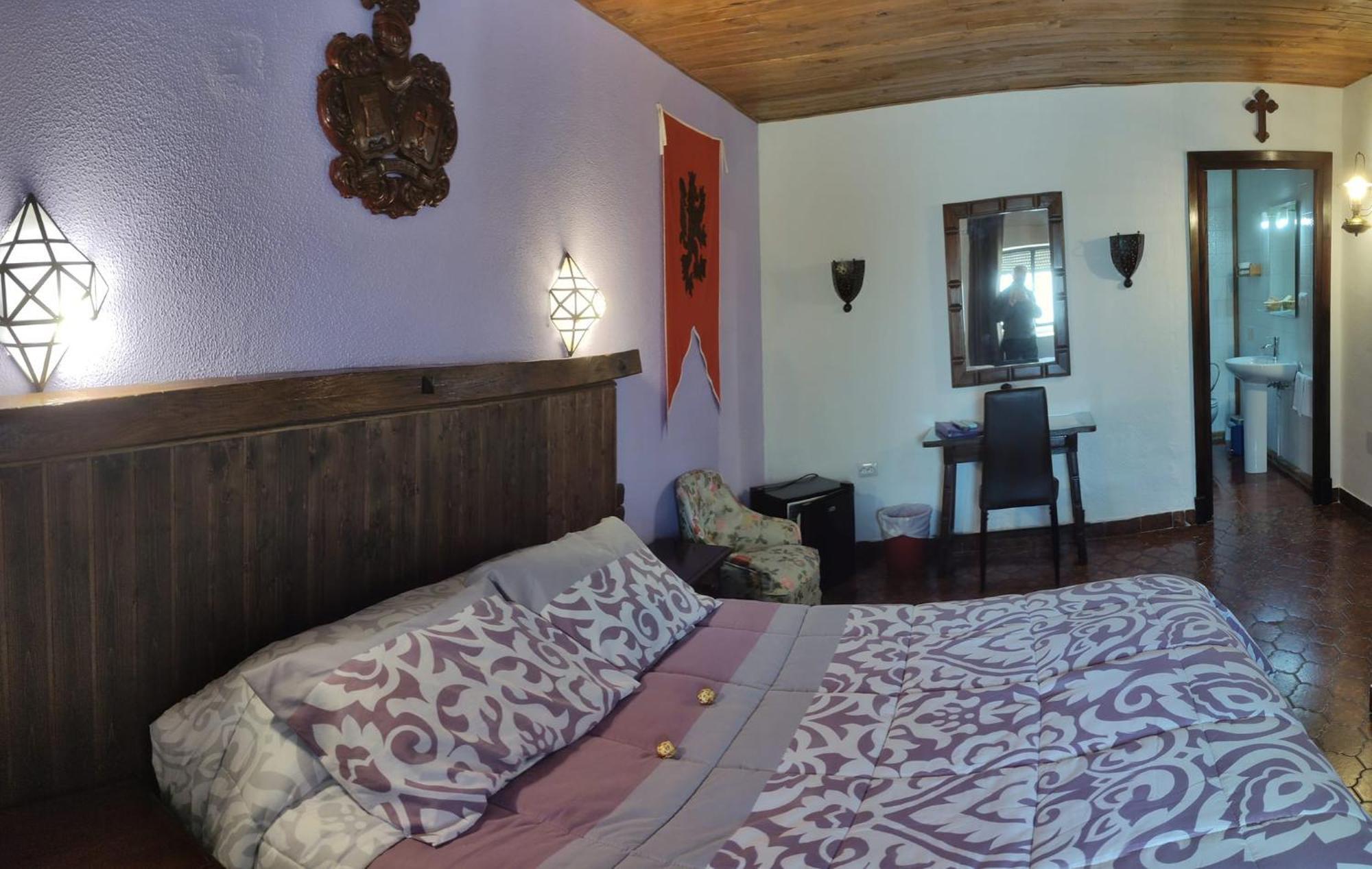 Hostal Rural Marques De Zahara Zahara De La Sierra Exterior foto