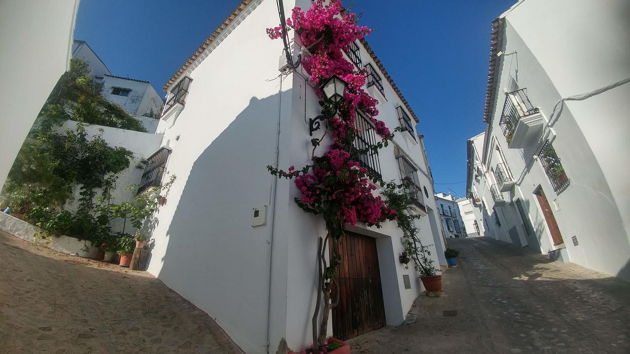 Hostal Rural Marques De Zahara Zahara De La Sierra Exterior foto