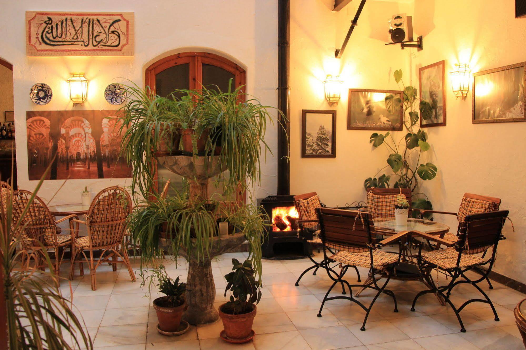 Hostal Rural Marques De Zahara Zahara De La Sierra Exterior foto